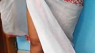 hot Pakistani chache pahane sari