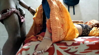 Mami Ne Bhanja Ko Ghar Pe Bula Ke Chudai Apni Chut XXX Videos Hindi