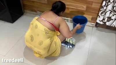 College Boy fucking Indian Maid XXX Hindi