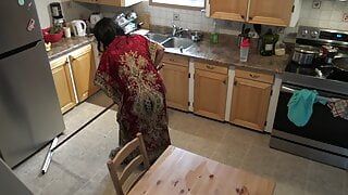 Pakistani Maid Has Rough Sex With British Boss
