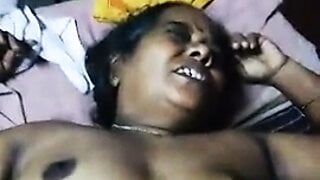 Amma Pundaiyil Viral Podum Magan