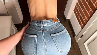Anal. Beautiful white girl gets horny because of a dick in the ass