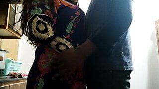Bhai bhen romance krty hoye eik sath enjoy kr rhy ha full romantic video with dirty talk uffff mote mummy Moti Gand bhen