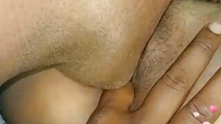 Boor Mei Aaguli Daal Kar Choda Didi Ko Desi Hot Sex