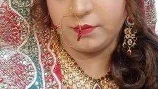 Desi Bride Clevrage