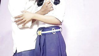 Desi college girl ne apane boy friend ko ghar par bulakar chut ko chudawaya