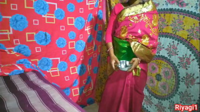 Giving sex with bhabhi with devar money in Hindi audio