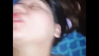 Pakistani Desi Wife Has a Fun Time