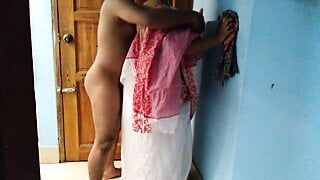 pakistani sauteli maan kee saphaee ke ghar sautela beta mila yaun uttejit aur Chudai – Desi Hindi Choda Chudi