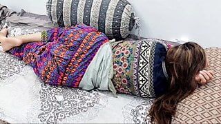 Pakistani Stepmom Best Closeup Anal Sex With Moaning