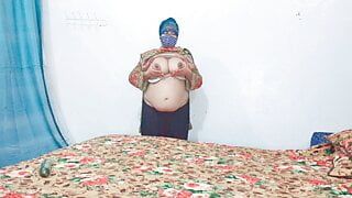 Pakistani Urdu Girl Masturbating With Big Dildo