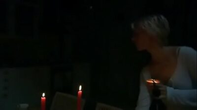 Rise of the Gargoyles: Sexy Nightie Girl (Hindi)