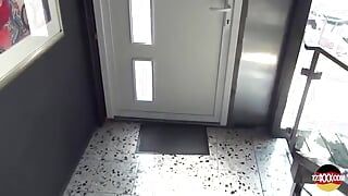 After a Brief Casting, the Mature Brunette Explains Why Experience Is Better Than Youth.