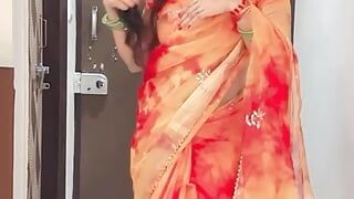 Barefoot in Florida and then fucked with horny cumshot