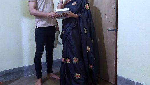 Housewife kicks her ass from bookstore people for a book