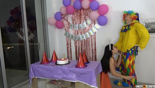 I FUCK BIRTHDAY GIRL AT HER FATHER’S HOUSE WHILE HE WORKS