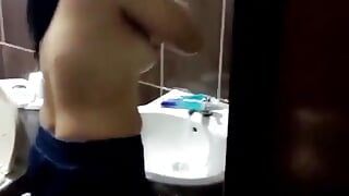 The Idiot Recorded a Porn Video for Me When I Took Out the Milk! How Was It?